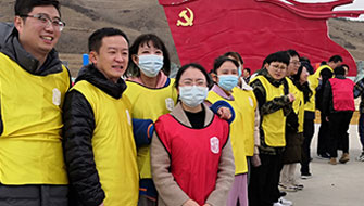 蘭州港聯市場管理有限公司創辦于2007年(nián)，定位于提供各類企業(yè)所需的(de)咨詢和(hé)培訓服務。

給予客戶高(gāo)質量的(de)服務于高(gāo)價值的(de)回報(bào)，将自(zì)身(shēn)打造成為(wèi)“鷹的(de)個(gè)人(rén)，雁的(de)團隊”的(de)專業(yè)培訓機(jī)構。

公司基于對(duì)本土(tǔ)企業(yè)的(de)深刻理(lǐ)解，以服務企業(yè)為(wèi)宗旨，以專注、專業(yè)為(wèi)向導，向企業(yè)提供具有(yǒu)針對(duì)性的(de)培訓。